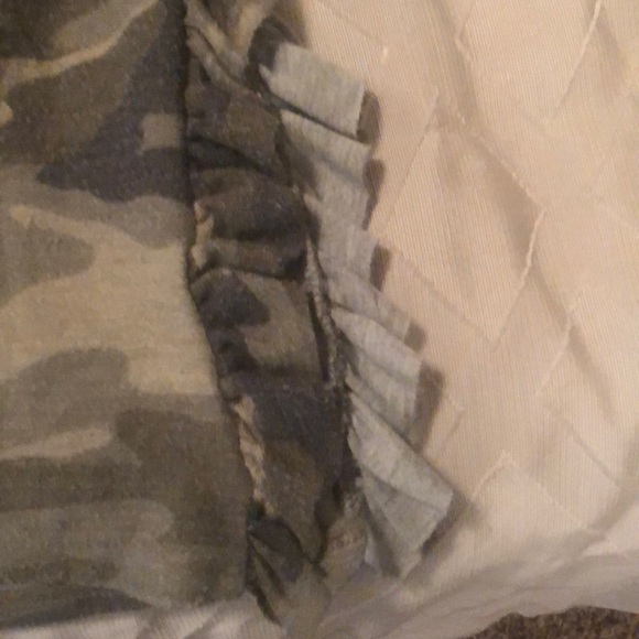 Army top - Picture 2 of 3